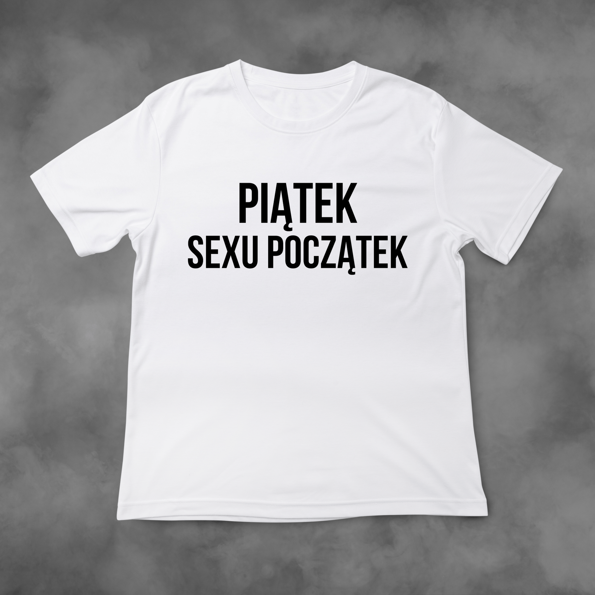 Biała koszulka z nadrukiem Piątek Sexu Początek idealna na PREZENT - FUNNYWEAR