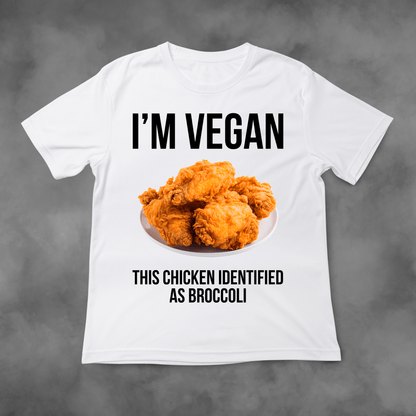Koszulka z nadrukiem I'm VEGAN (This Chicken Identified as Broccoli) idealna na PREZENT - FUNNYWEAR